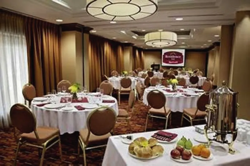 Residence Inn By Marriott Toronto Downtown / Entertainment District