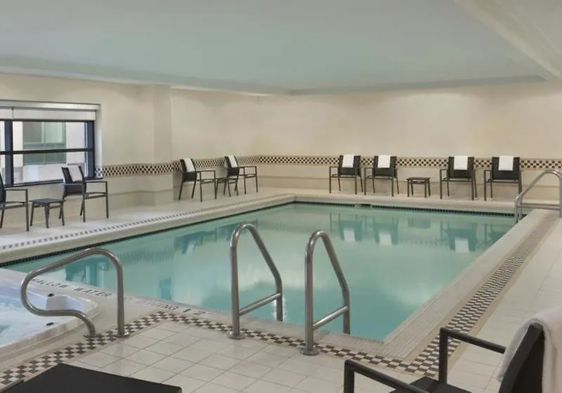 Residence Inn By Marriott Toronto Downtown / Entertainment District