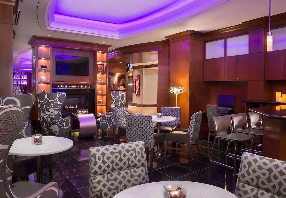 Residence Inn By Marriott Toronto Downtown / Entertainment District