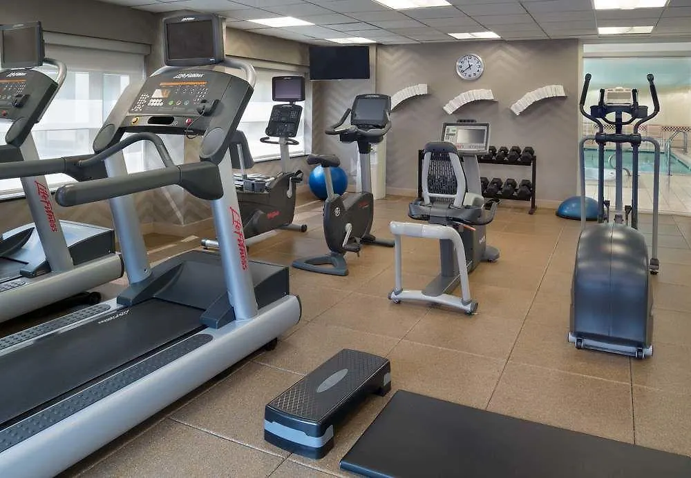 Residence Inn By Marriott Toronto Downtown / Entertainment District 4*,